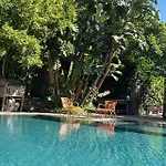 Bella Sombra Hotel