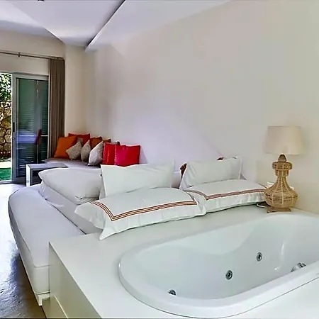 Hotel Bella Sombra 3*