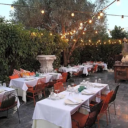 Bella Sombra Hotel